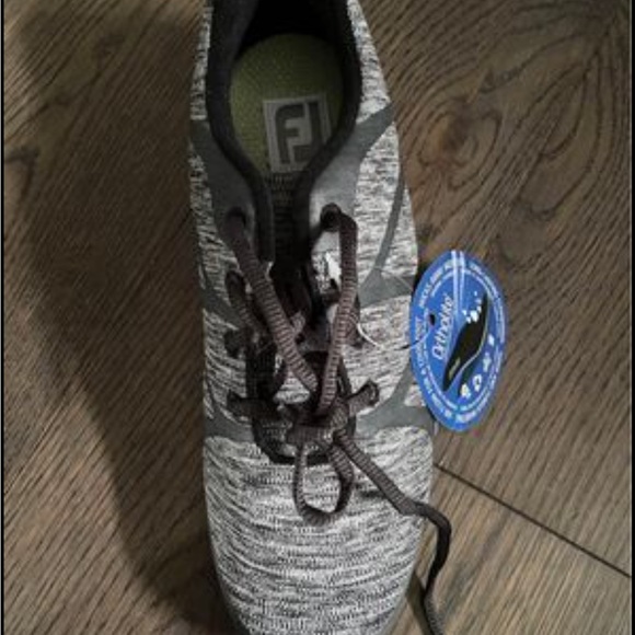 BRAND NEW FootJoy Women’s Golf Shoes - Picture 2 of 5